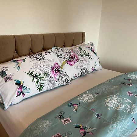 Hotel Grand Bleu - London - Next To Piccadilly Line Tube Station & Brand New Facilities Zewnętrze zdjęcie