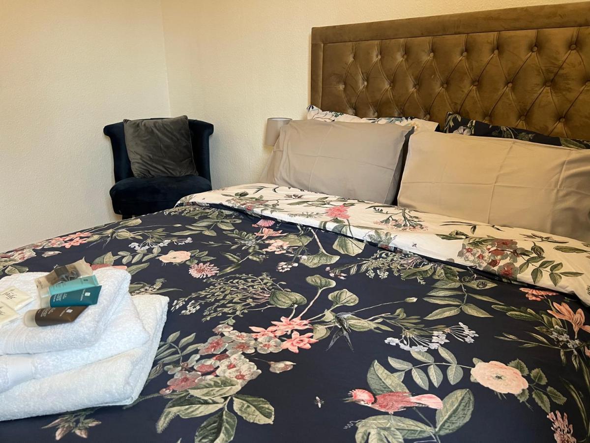 Hotel Grand Bleu - London - Next To Piccadilly Line Tube Station & Brand New Facilities Zewnętrze zdjęcie